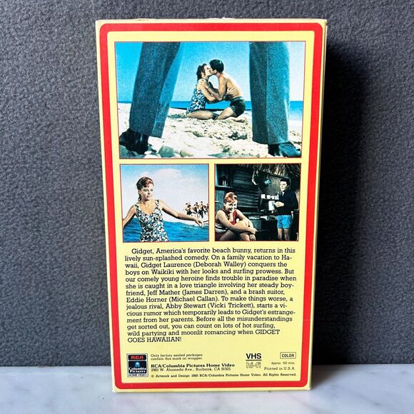 Gidget Goes Hawaiian VHS Tape 1961 Movie RCA/Columbia 1985 Vintage Sideloader - Picture 2 of 7